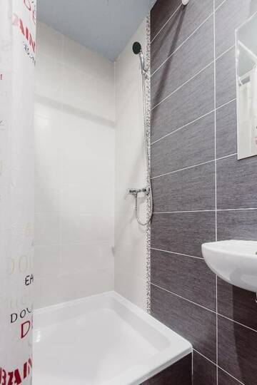 Фото номера Двухместный номер с 1 кроватью Хостелы Hostel Tara г. Краков 7