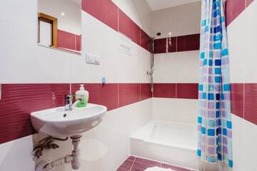 Фото номера Двухместный номер с 2 отдельными кроватями Хостелы Hostel Tara г. Краков 6