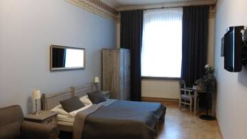 Фото номера Трехместный номер Отель Hotel Mikołaj г. Краков 6