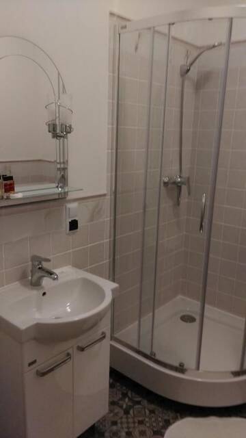 Фото номера Трехместный номер Отель Hotel Mikołaj г. Краков 7