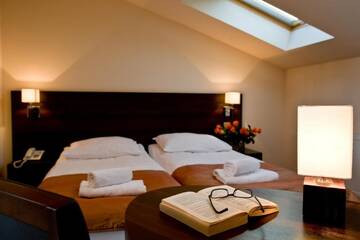 Фото номера Роскошный двухместный номер с 1 кроватью Апарт-отели Spatz Aparthotel г. Краков 5